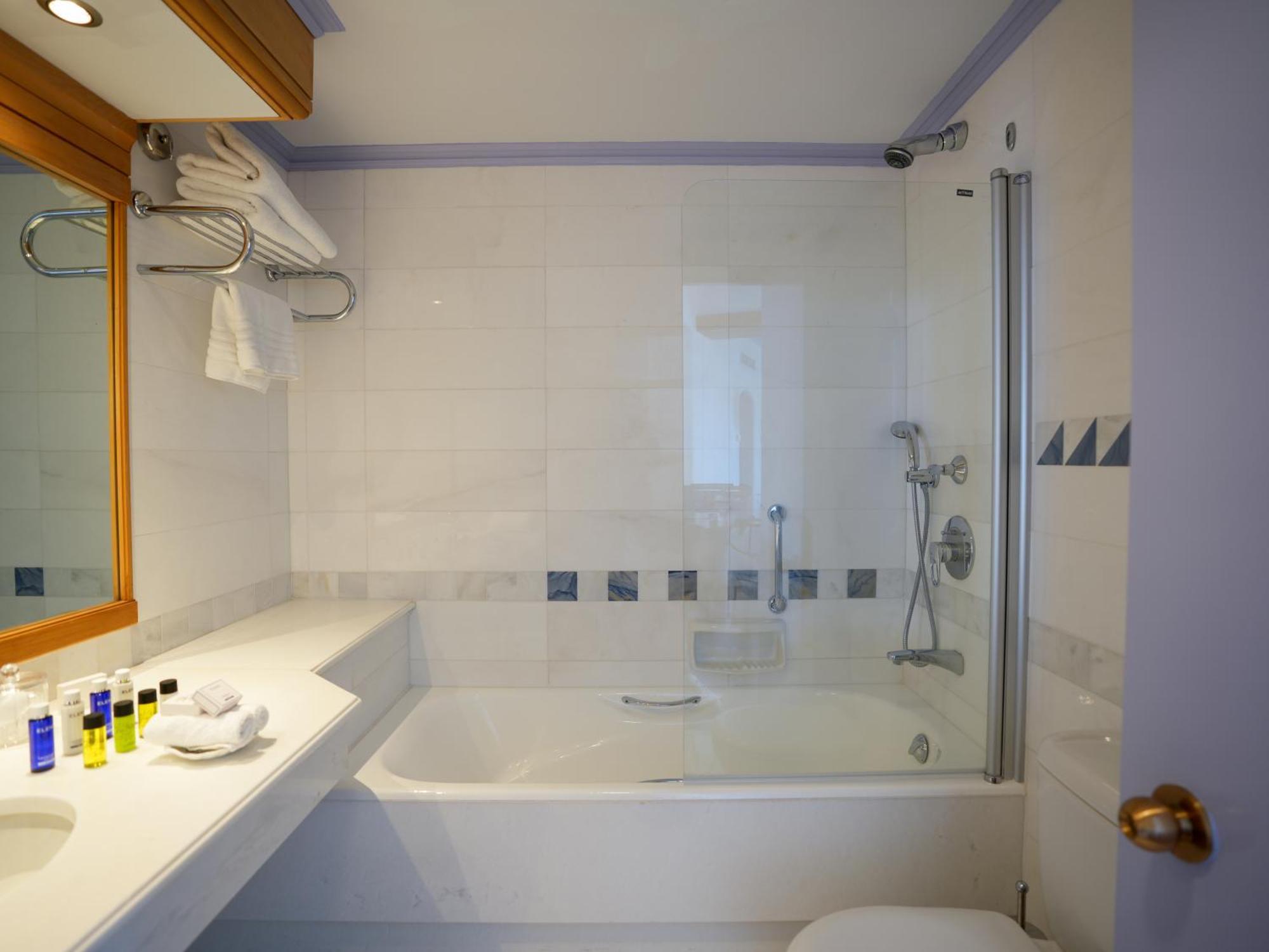 Szálloda Thalassa Boutique & (adults Only) Korall-öböl